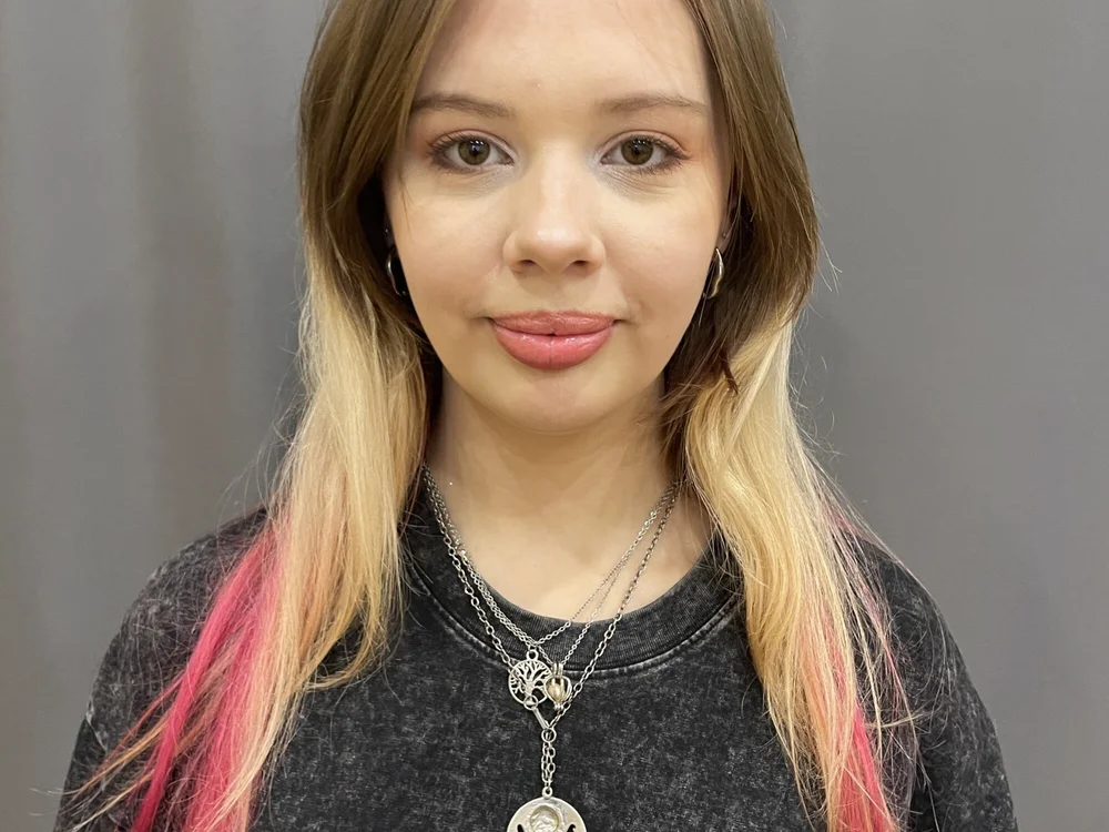 EdithBelow's Offline Chat Room