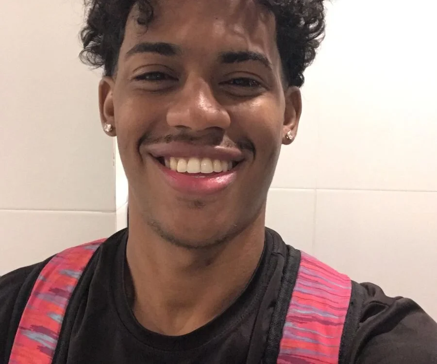 Yoto05 Chat XXX offline