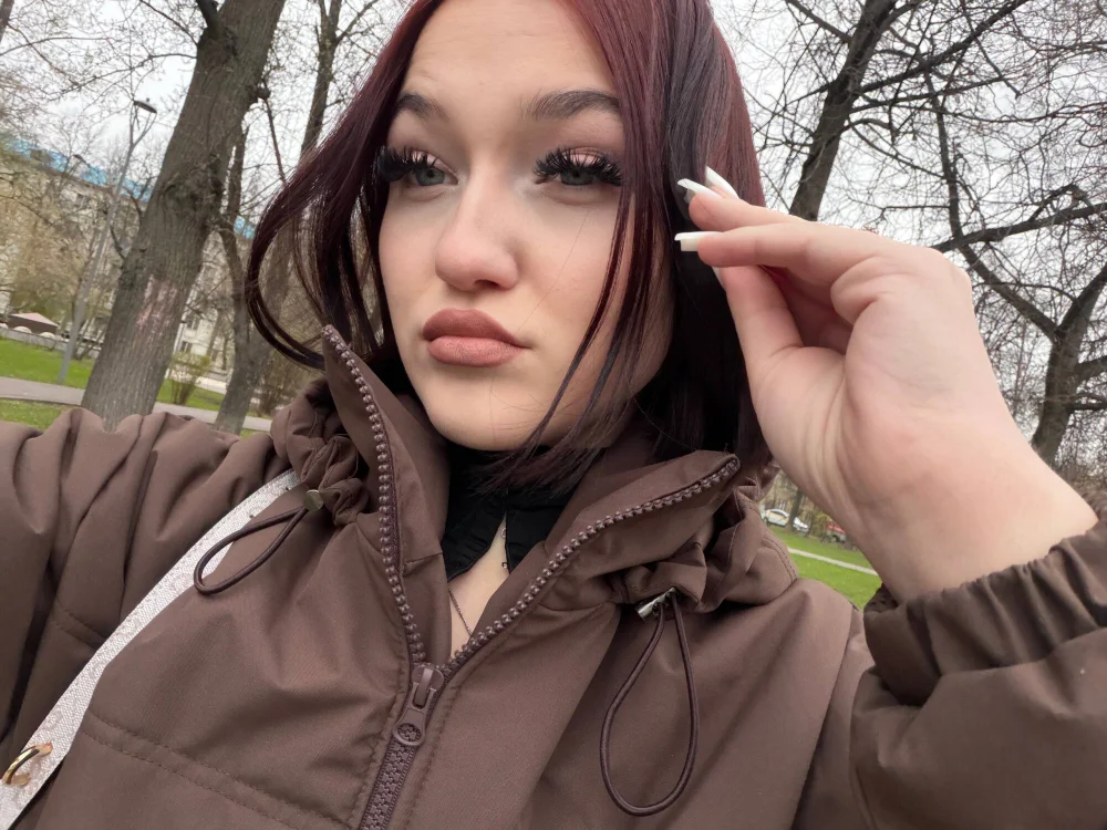 MonnieEdwardson's Offline Chat Room