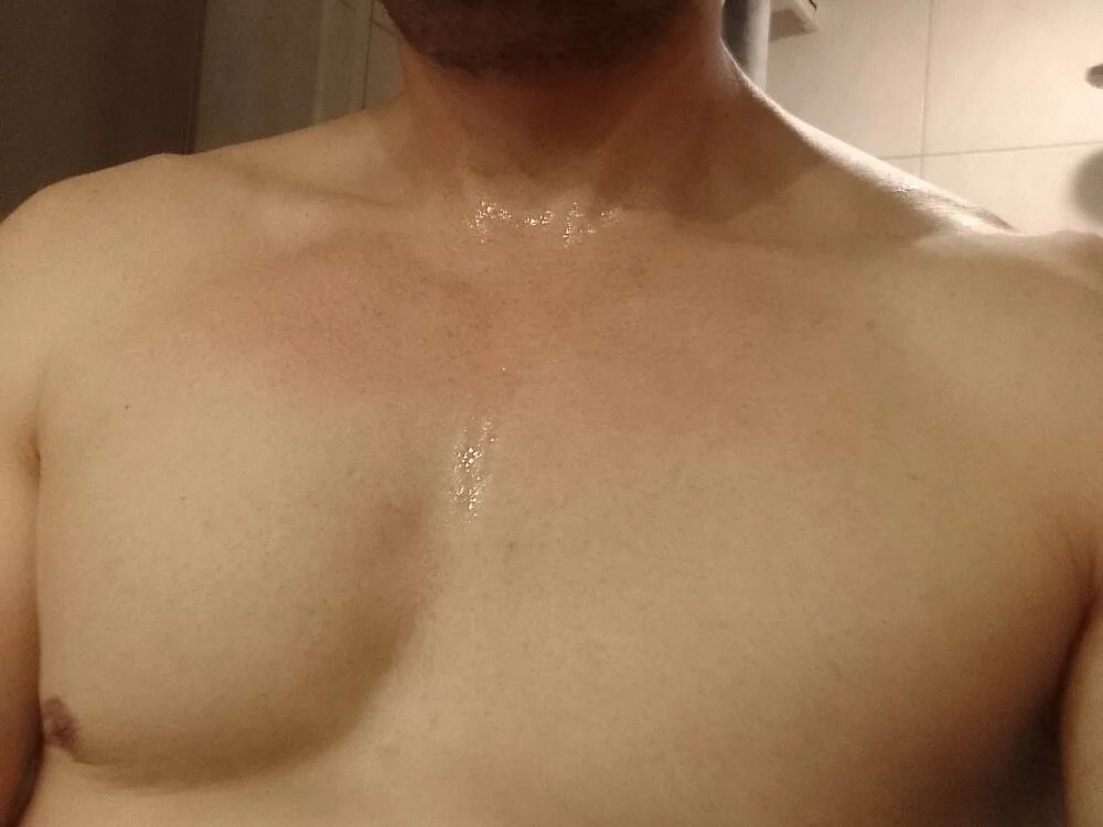 sexylover2525 Offline XXX Chat