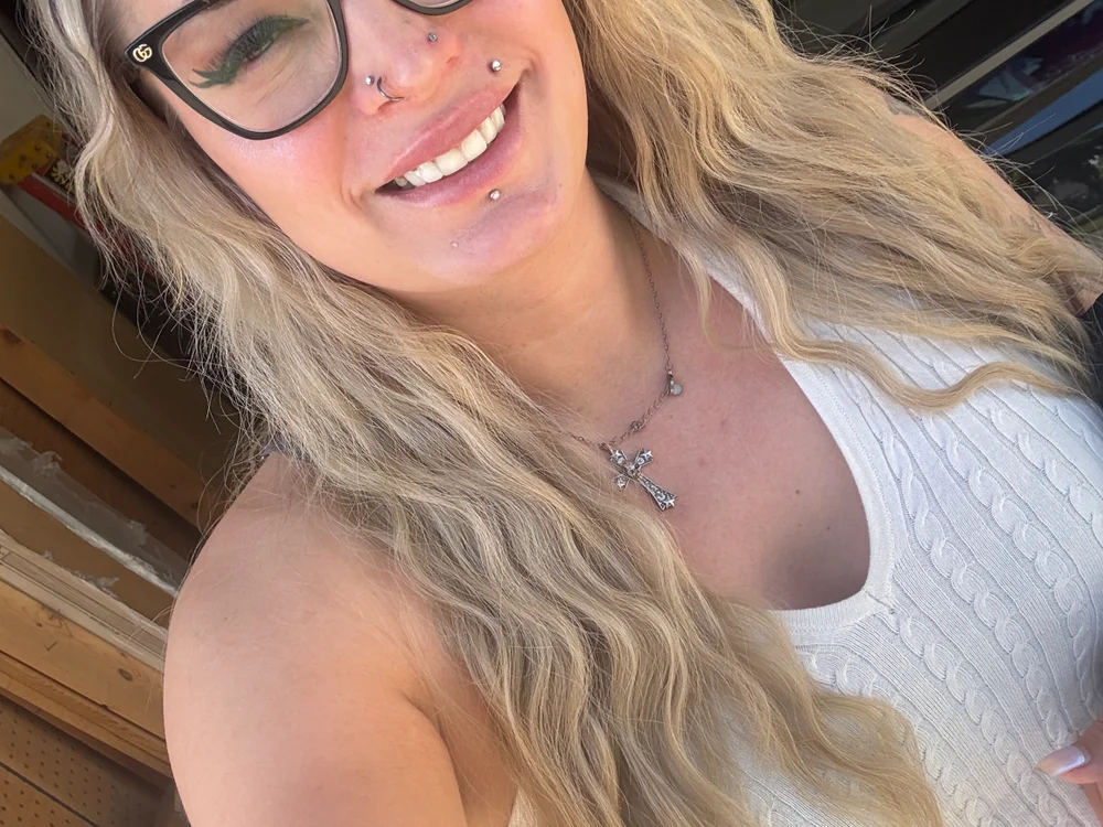 DanniDolphin offline XXX-chat