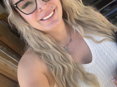 DanniDolphin