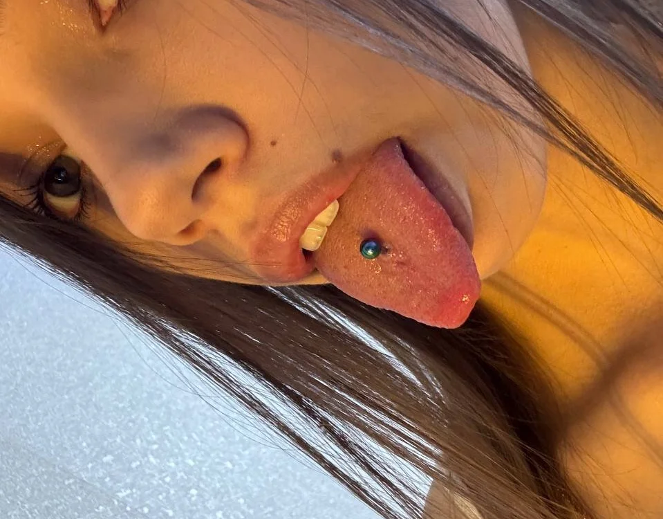 Tiffany-Grace Chat XXX live