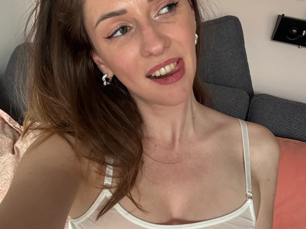 jolieroseeparis offline XXX-chatje