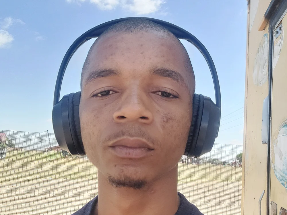 sixInchMan00's Offline XXX Chat