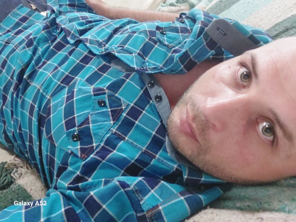 ReyDeCora's Offline XXX Chat