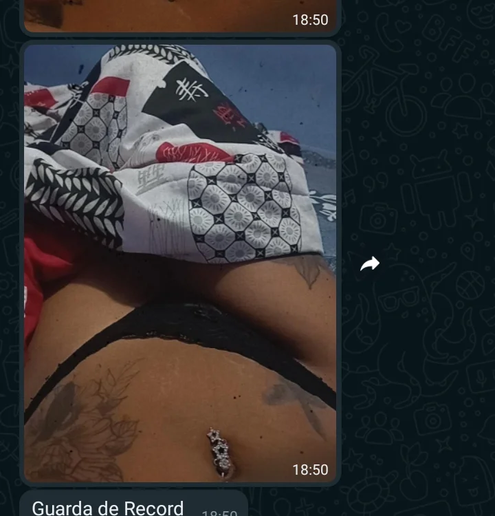 צ'אט XXX לא מקוון של Negritomm