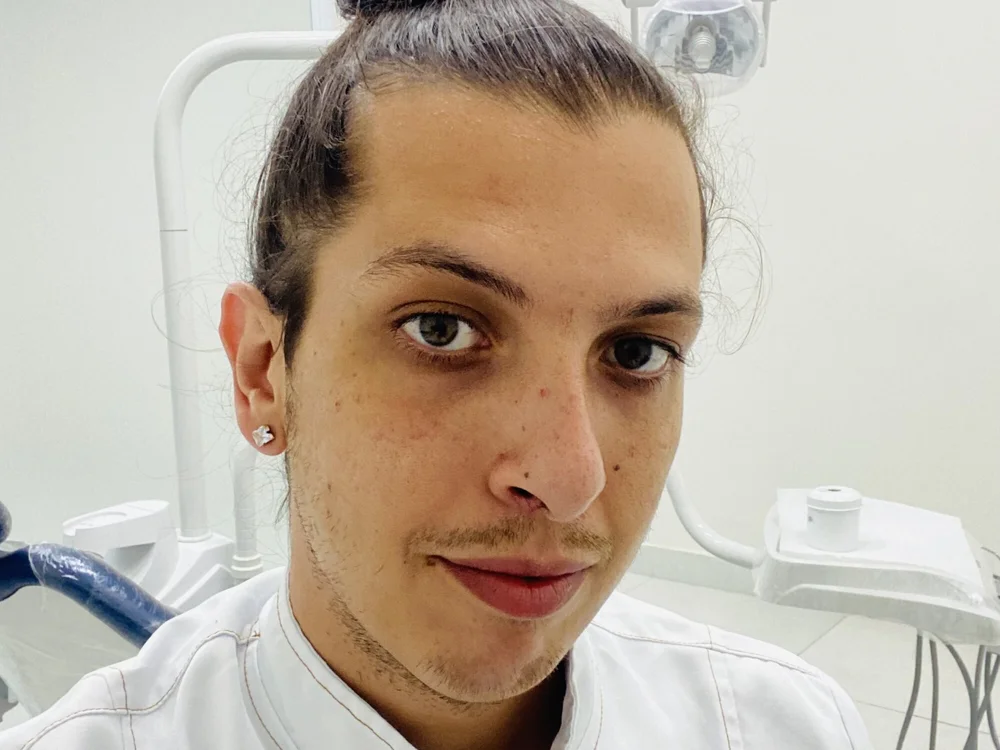 Thaysaquer's Offline Chat Room