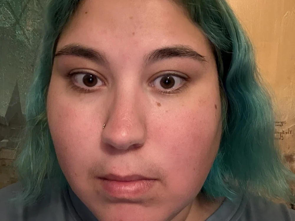 Kaylaisbad's Offline Chat Room