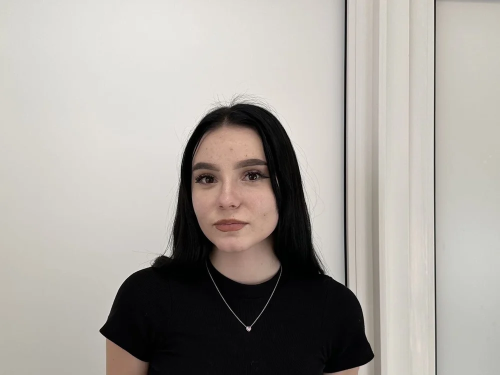 AmyTofiz's Offline Chat Room