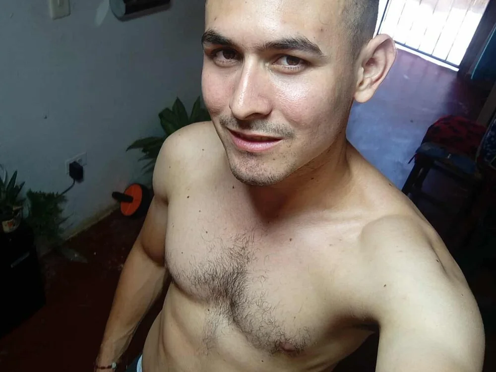 anthony-10 offline XXX-chat