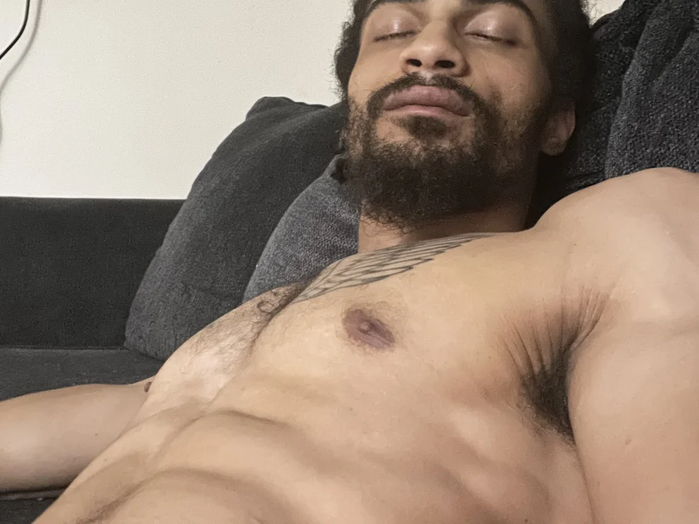 Tpain1216's Offline XXX Chat