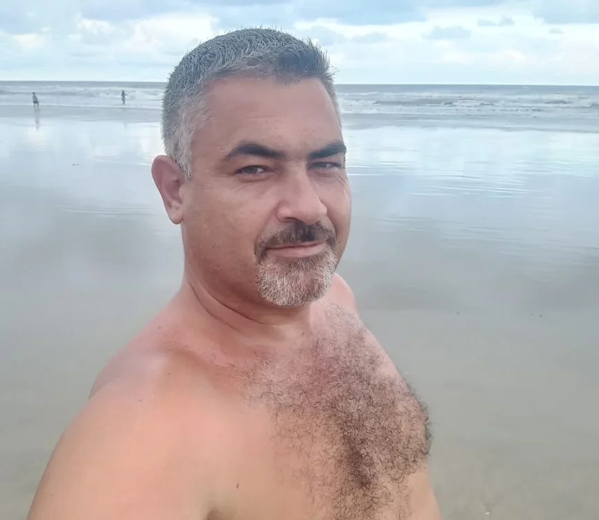 Ricardotarado Offline XXX-chat