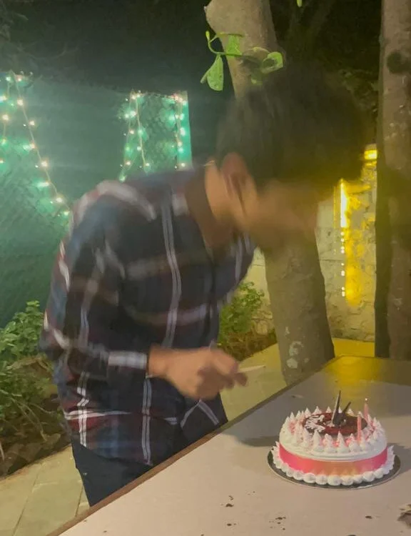 No_Username_007 Offline XXX-chat