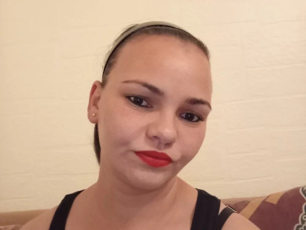 soraya97's Offline XXX Chat