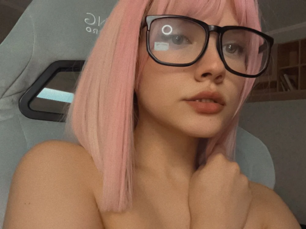 Offline chatovací místnost foxxbsaa