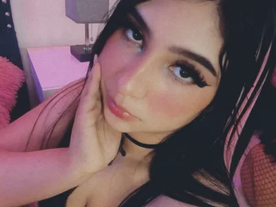 Salem_skyler_ - Girl 