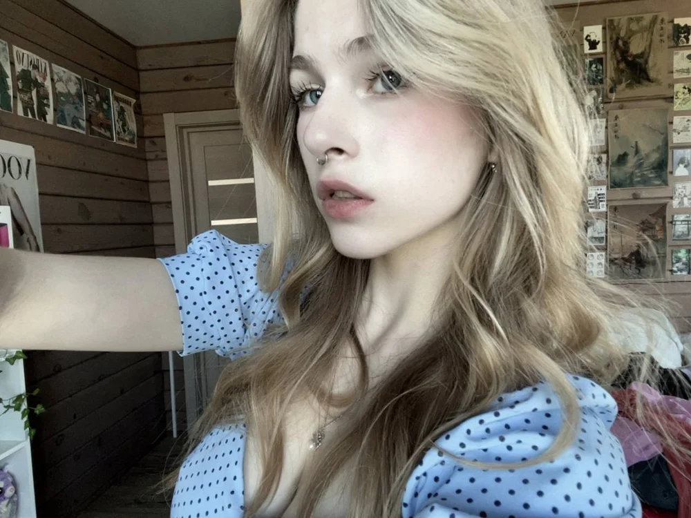 TessieDuva's Offline XXX Chat
