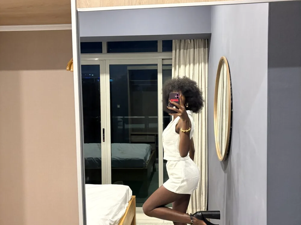 Офлайн-чат XXX Afropetite