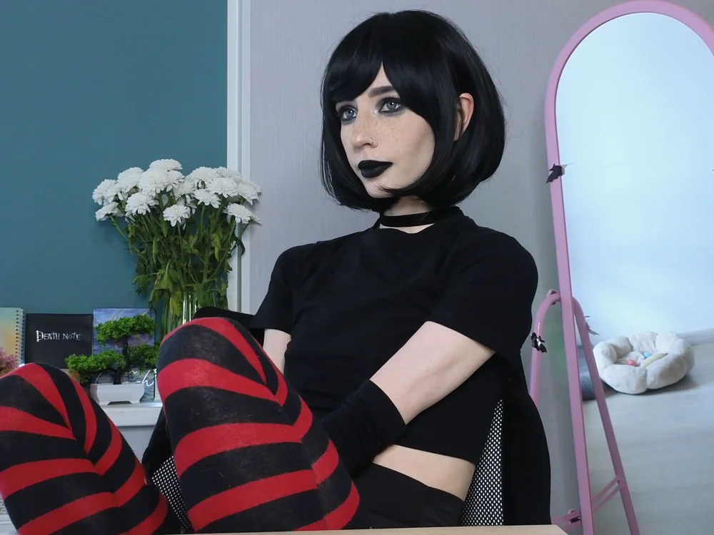 sweetuniporn's Offline XXX Chat