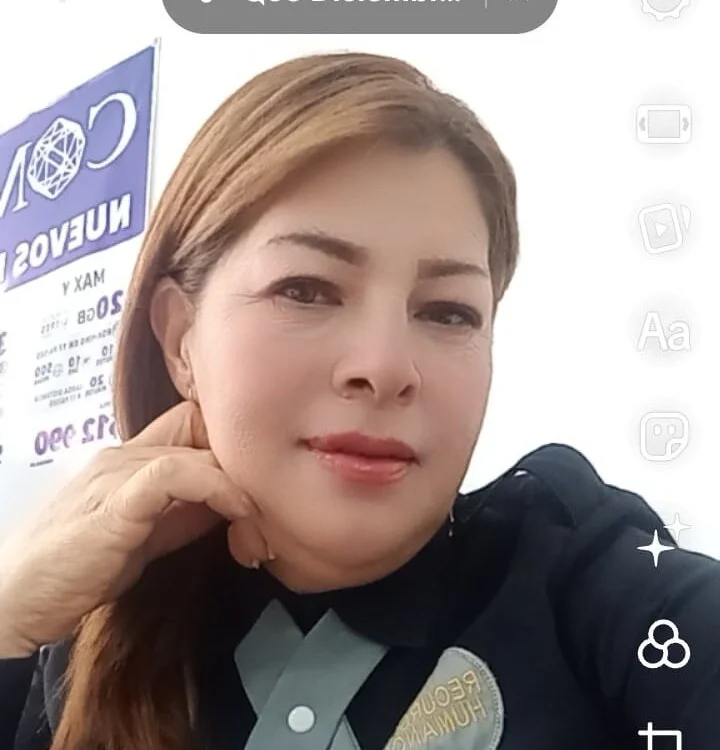 LORENA--01's Offline XXX Chat