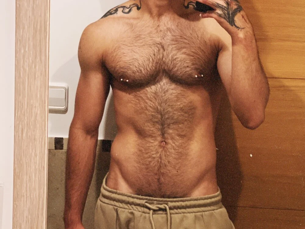 mrj99219 Offline XXX Chat