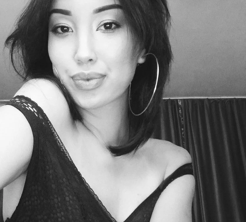 DanaLee22's Offline XXX Chat