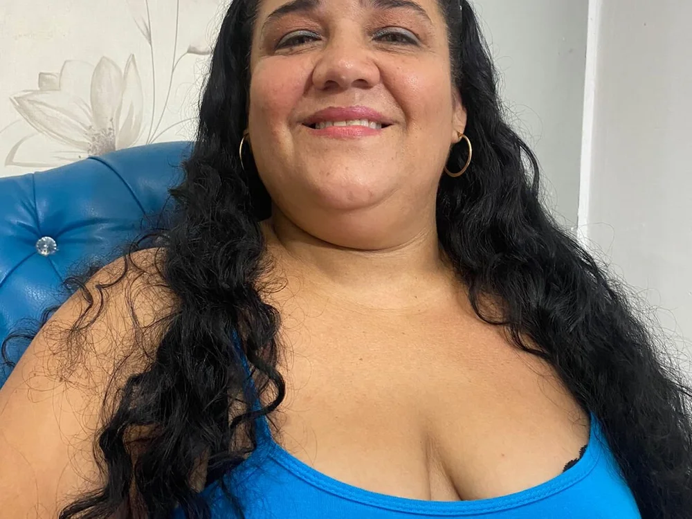 bbw_aliciaa's Offline XXX Chat