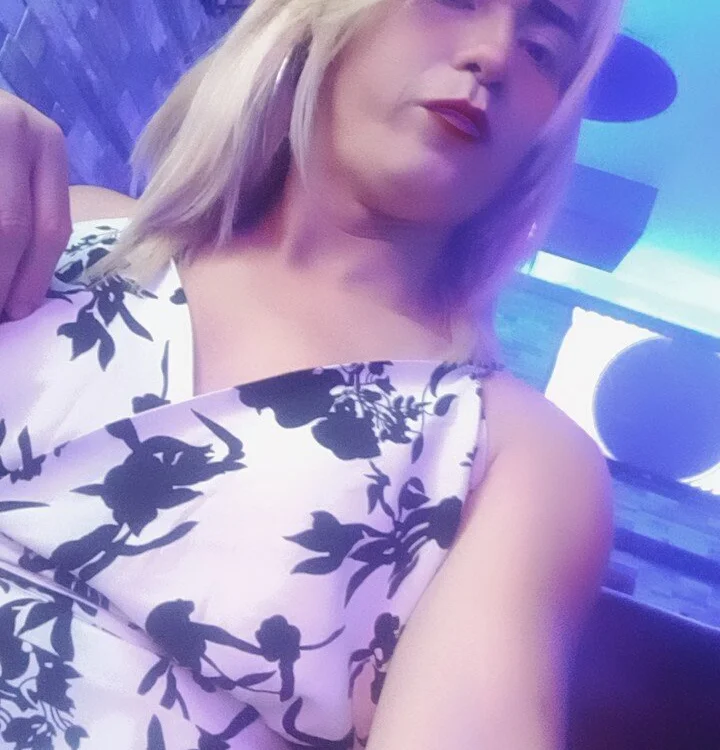 chantal_cobarrubia Offline XXX Chat