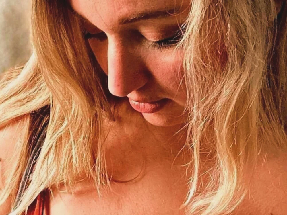 Stellapower Adlı Modelin Çevrimdışı XXX Sohbeti