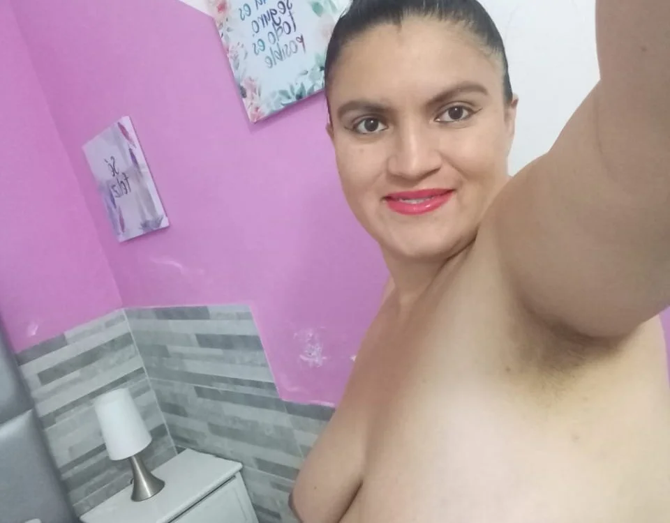 hot_old_lady's Offline XXX Chat