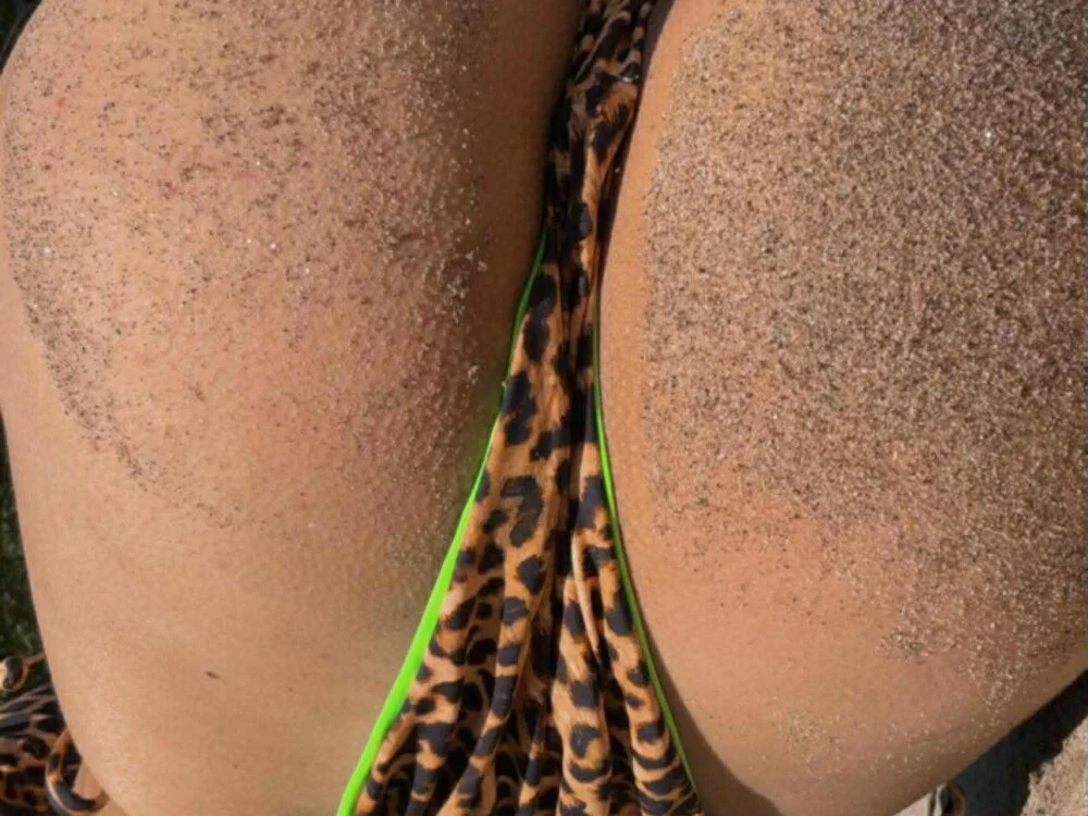 SiennaLuxexx 離線 XXX 聊天