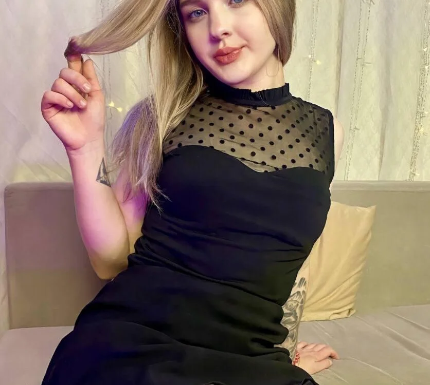 666SailorMoon666's Offline Chat Room