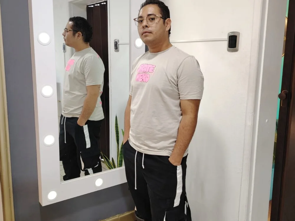 alejandrosweet_ 오프라인 XXX 채팅