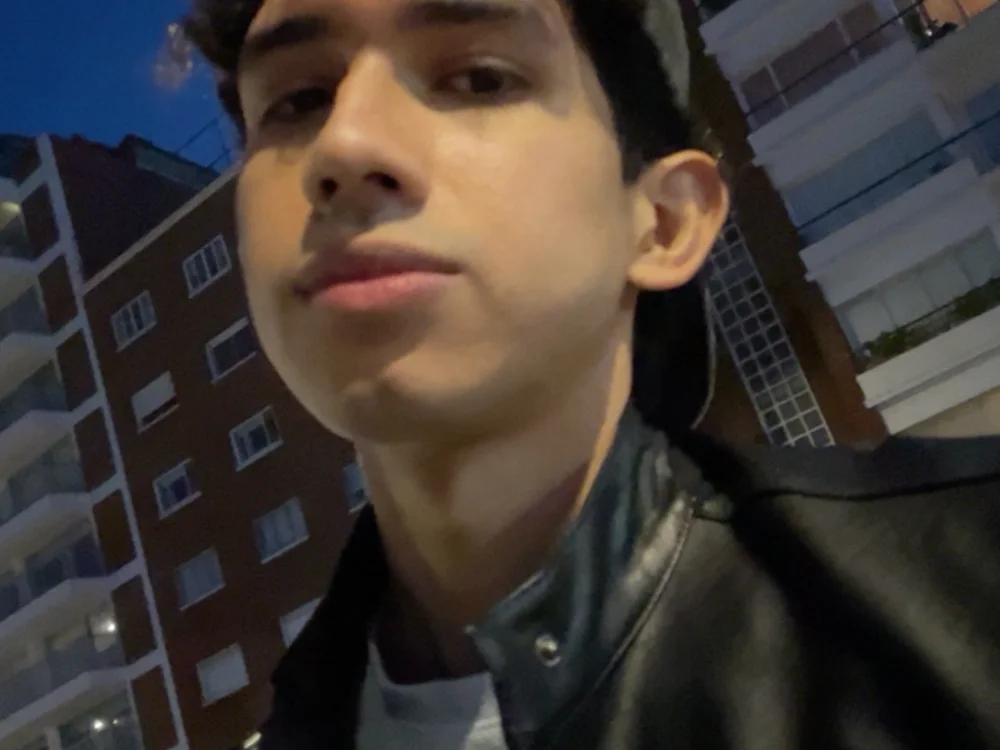 Domincmarles Chat XXX offline