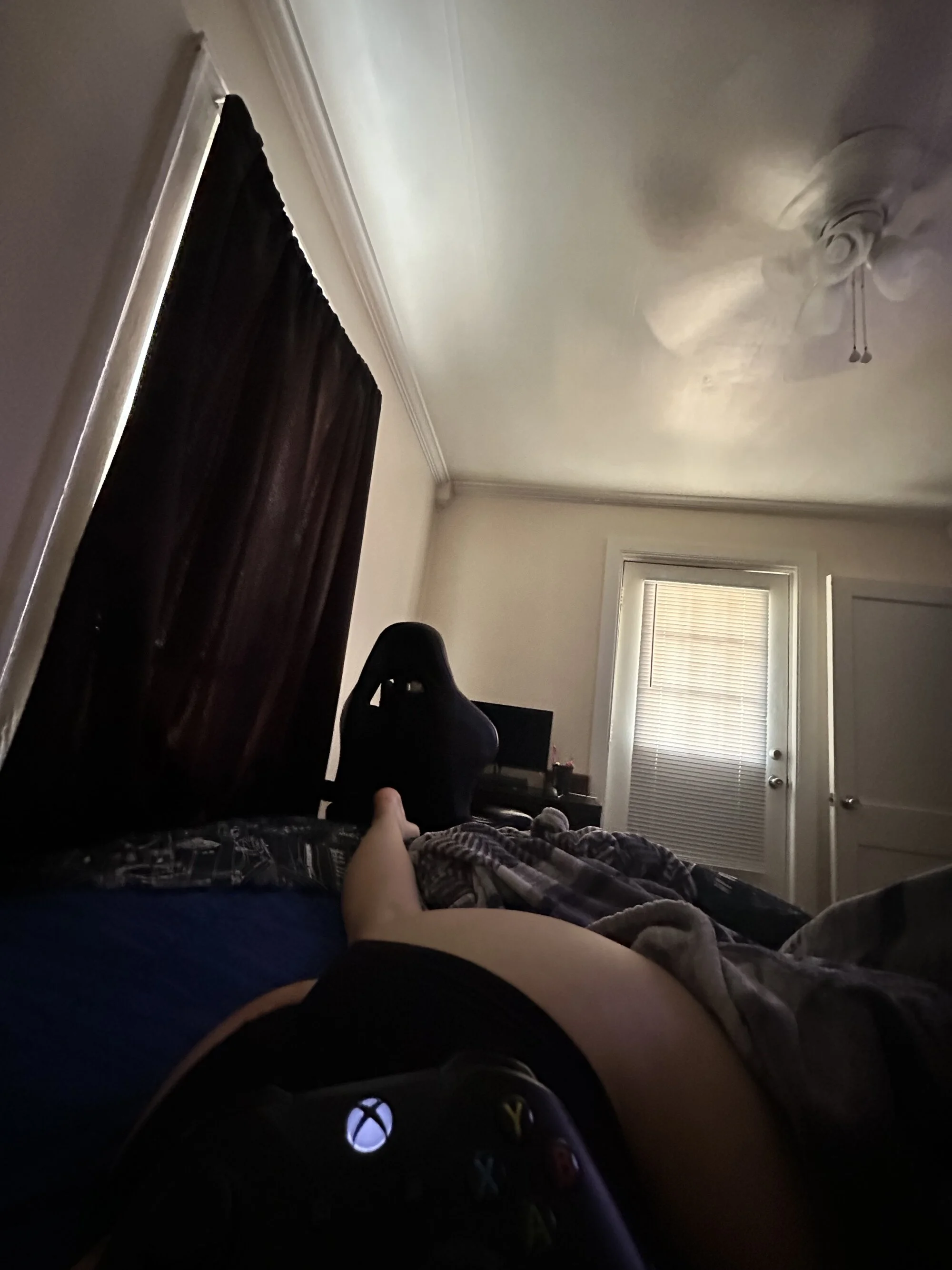 hornyB000y