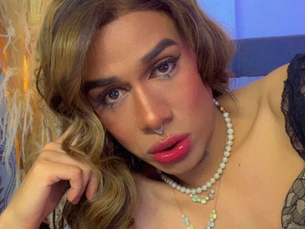 Rouse_Hilton Offline XXX Chat