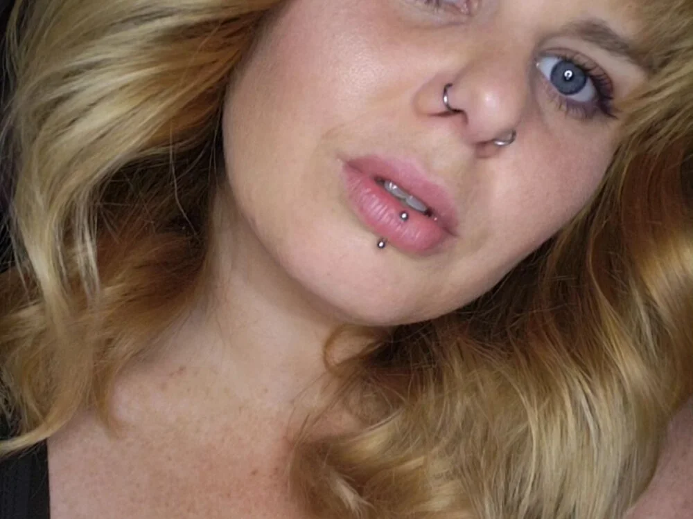 Juicy_LadyJのオフラインXXXチャット