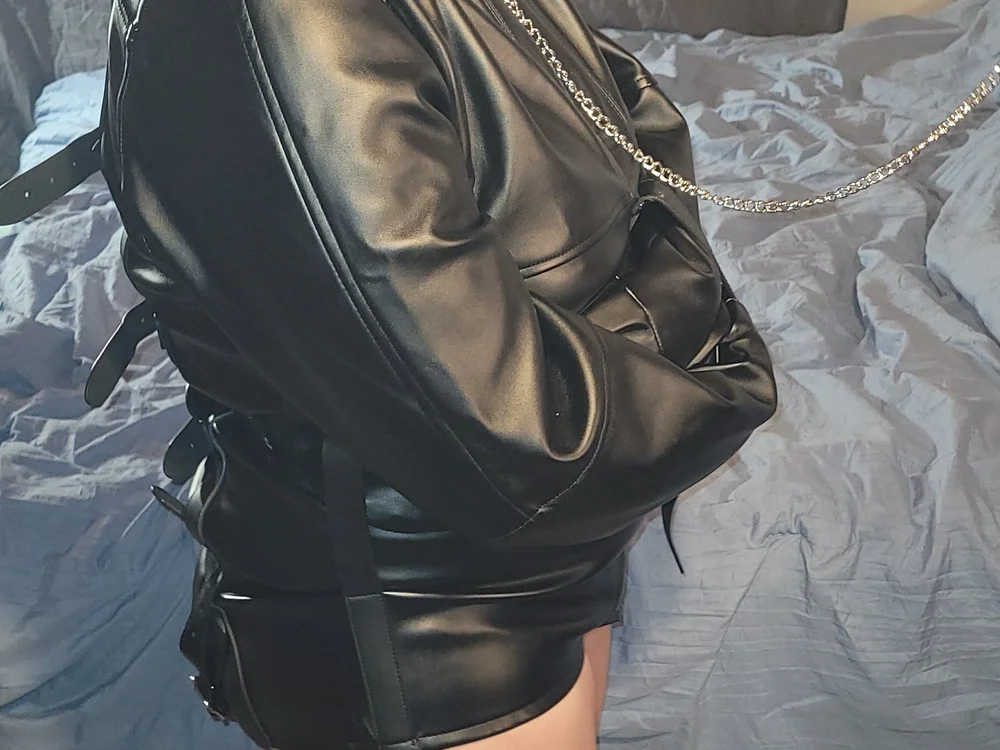 Lexxi_Love's Offline XXX Chat