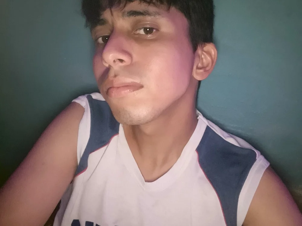 alfonso2603's Offline Chat Room