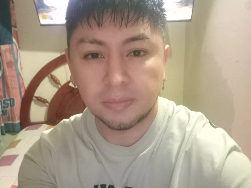 CalienTeeXD's Offline Chat Room