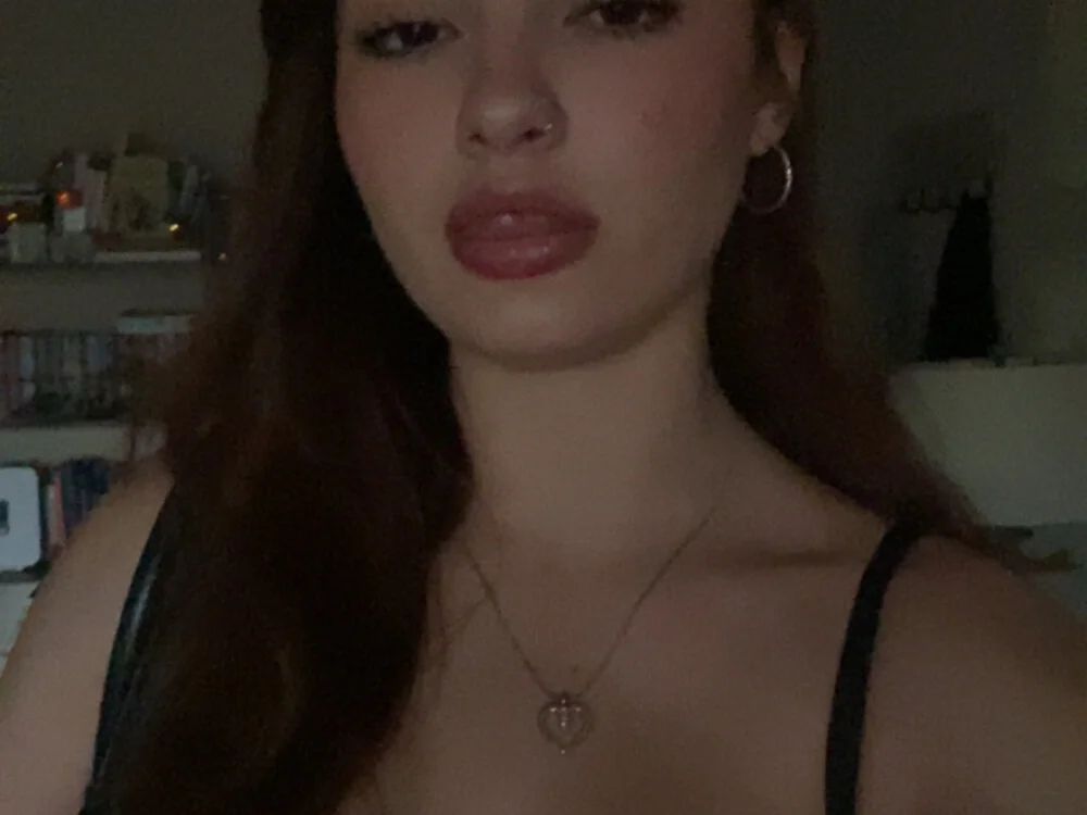 xxxsophiaday: συνομιλία ΧΧΧ εκτός σύνδεσης