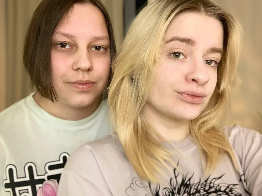 OraHayley's Offline XXX Chat