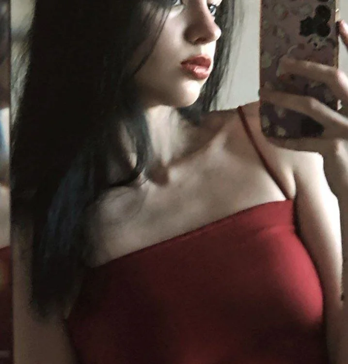 دردشة ElmiraShivley الجنسية دون اتصال