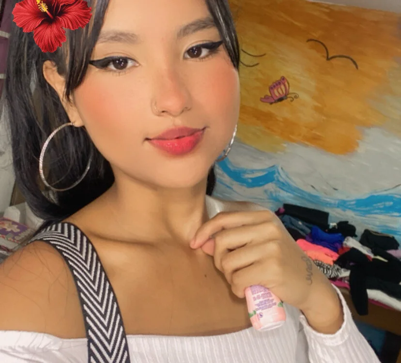 firuze_hatunn1's Offline XXX Chat