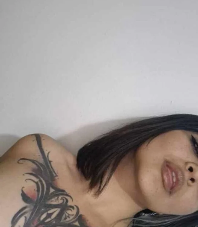 aitana2cu: συνομιλία ΧΧΧ εκτός σύνδεσης