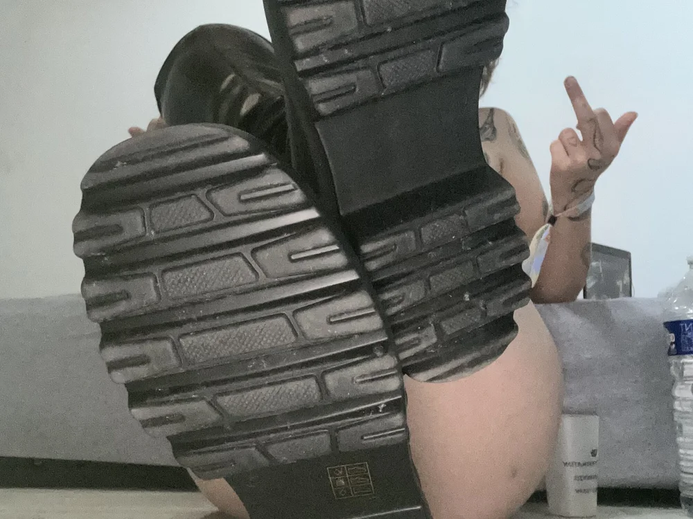 ReinePastel's Offline XXX Chat