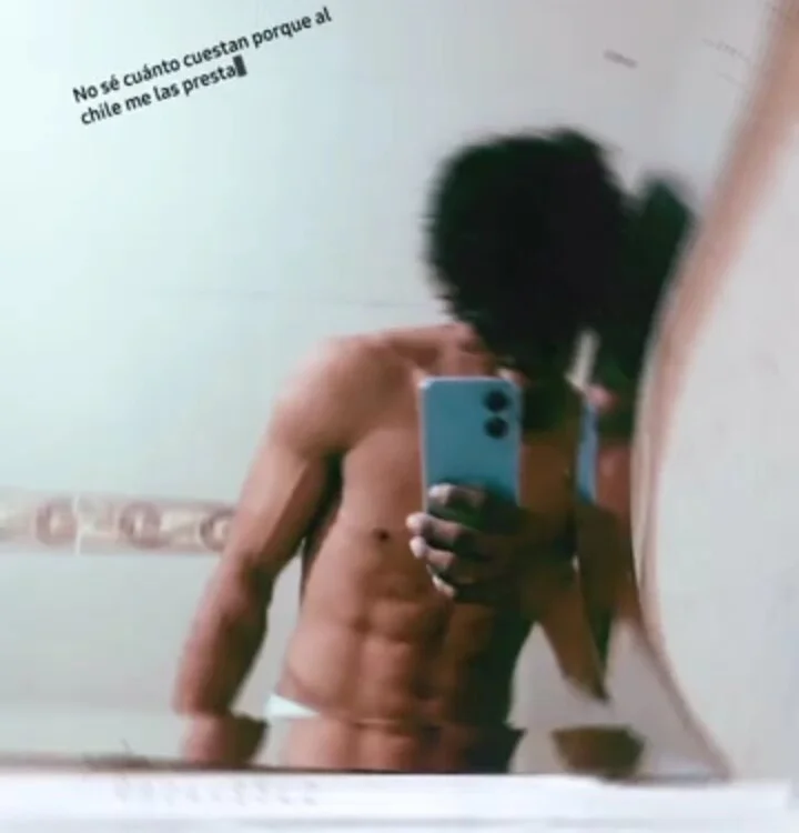 Офлайн-чат XXX Xhinoo26