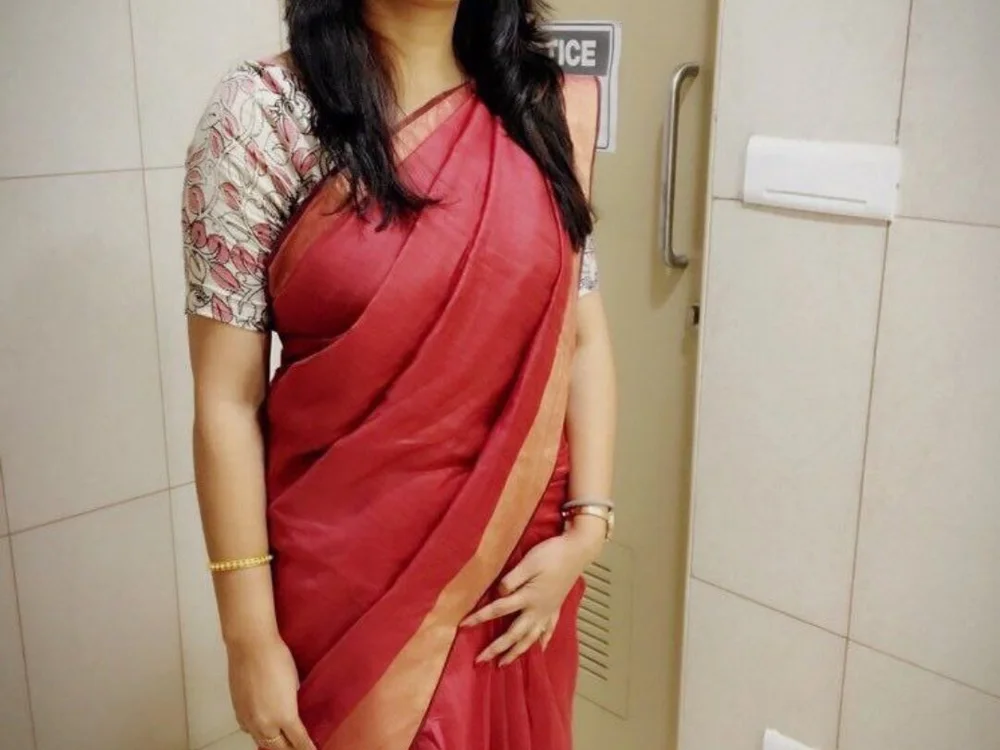 Tamil-deepthi's Offline Chat Room