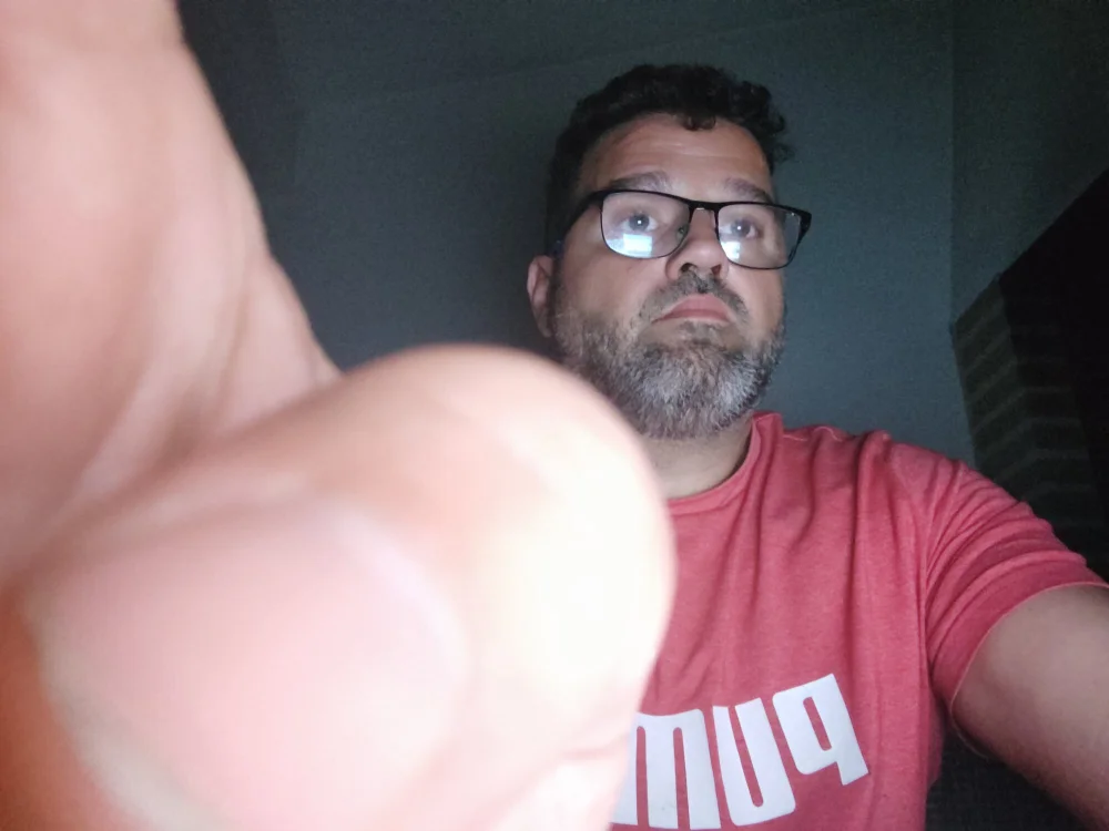 morenet_festero Offline XXX-Chat